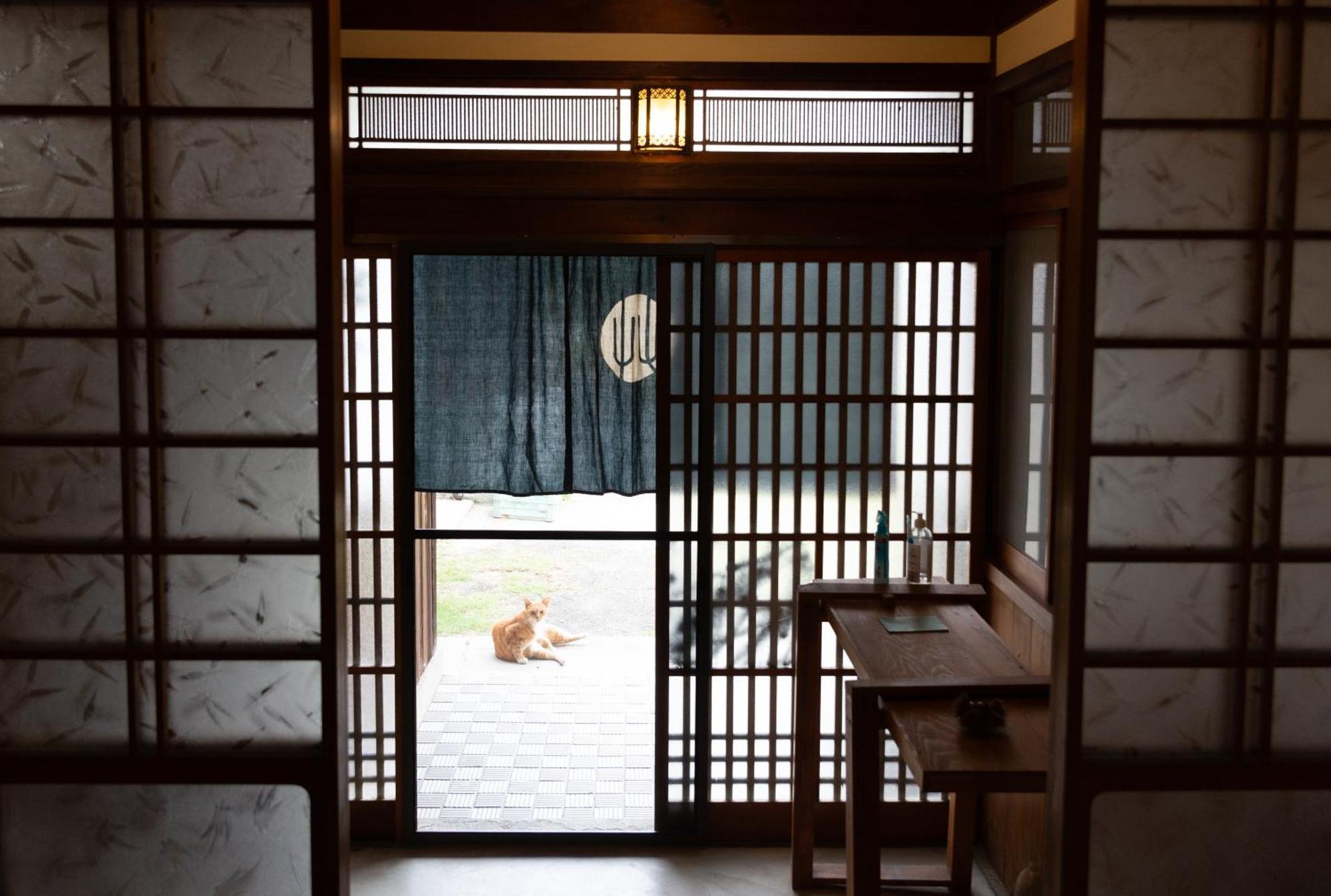 猫と図書館のある宿 草地家 Kusachike Minamiawaji Exterior photo