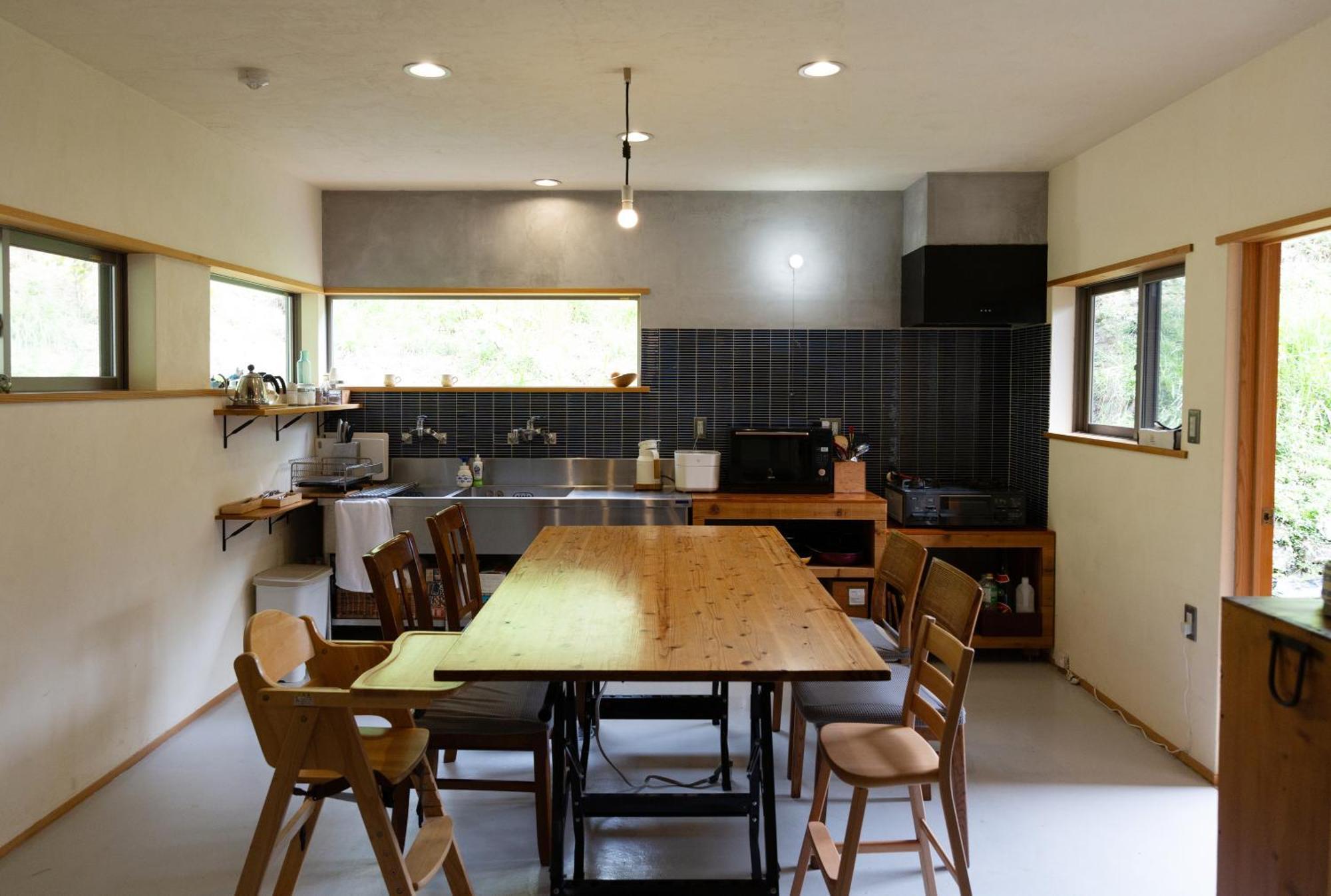 猫と図書館のある宿 草地家 Kusachike Minamiawaji Exterior photo